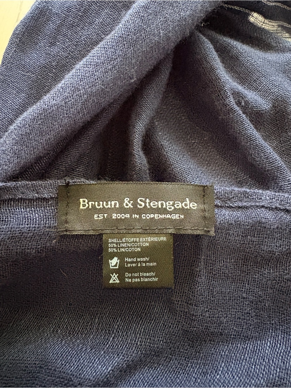 Navy Linen & Cotton Scarf - Picture 2 of 3